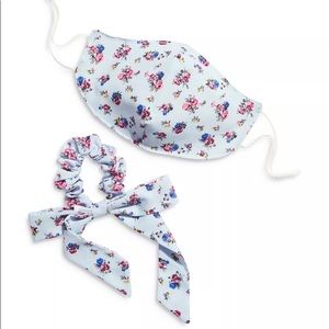 Free People Floral Mask & Scrunchie Bow Set